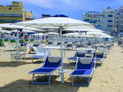 Пляж Oasis de la Playa, Каттолика, Италия