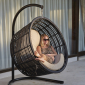 Кресло плетеное подвесное с подушками Skyline Design Mercy алюминий, искусственный ротанг, sunbrella черный, бежевый Фото 9