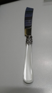 Нож для торта EME сталь 18/10 + металлакрил белый перламутр Фото 1