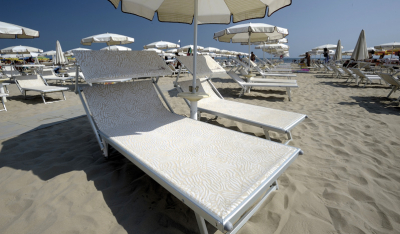 Столик для зонтов с опорой Magnani Table полипропилен белый Фото 9