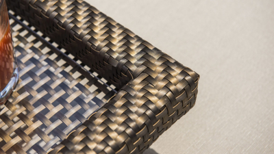 Столик плетеный со стеклом для лежака Skyline Design Madison алюминий, искусственный ротанг, закаленное стекло бронзовый Фото 5