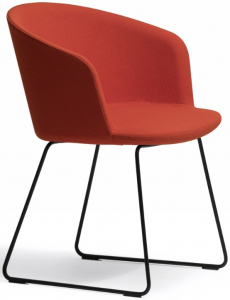 Кресло на полозьях с обивкой PEDRALI Nym сталь, ткань Фото 1