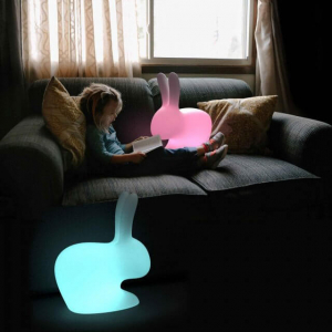 Светильник пластиковый напольный Qeeboo Rabbit OUT полиэтилен полупрозрачный Фото 6