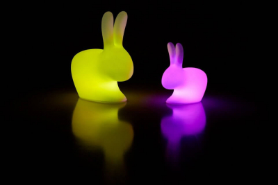 Светильник пластиковый напольный Qeeboo Rabbit OUT полиэтилен полупрозрачный Фото 9