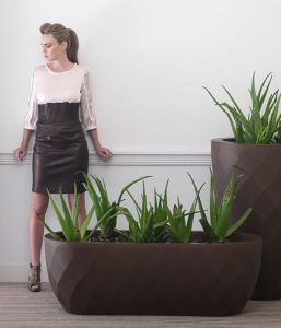 Кашпо пластиковое Vondom Vases Basic полиэтилен Фото 4