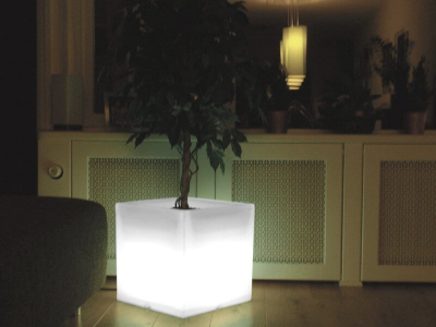 Кашпо пластиковое светящееся SLIDE Q-Pot Lighting полиэтилен белый Фото 4