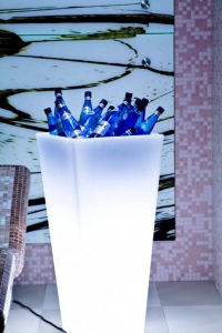 Кашпо пластиковое светящееся SLIDE Y-Pot Lighting полиэтилен белый Фото 6