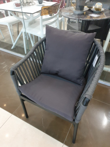Кресло плетеное с подушкой Tagliamento Modena алюминий, теслин, акрил черный, темно-серый Фото 9