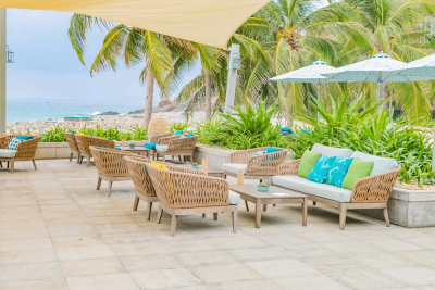 Комплект плетеной мебели Azzura Bahama Lounge Set акация, алюминий, акрил, ткань коричневый, белый Фото 3