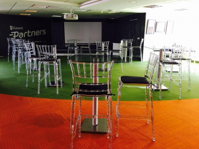 Стул прозрачный барный Siesta Contract Chiavari Bar 75 поликарбонат прозрачный Фото 9