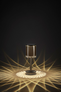 Светильник настольный уличный Vondom Gatsby Cylinder LED органическое стекло дымчатый Фото 4