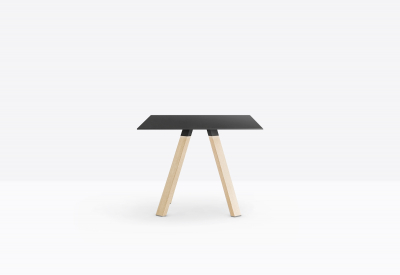 Стол ламинированный PEDRALI Arki-Table Wood дуб, компакт-ламинат HPL беленый дуб, черный Фото 4