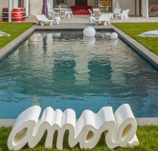 Скамья пластиковая дизайнерская SLIDE Amore Standard полиэтилен молочный белый Фото 8