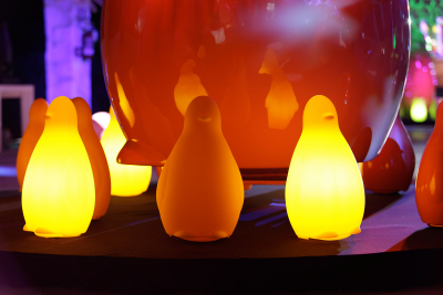 Светильник пластиковый Пингвин SLIDE Koko Lighting полиэтилен Фото 8