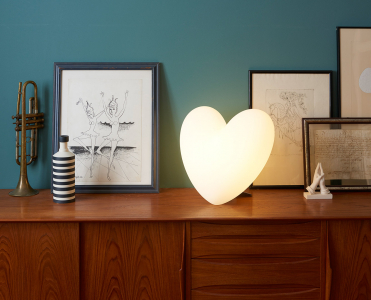 Светильник пластиковый настольный Сердце SLIDE Love Lighting полиэтилен, металл белый Фото 4