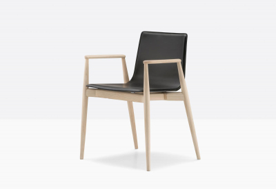 Кресло деревянное с обивкой PEDRALI Malmo ясень, натуральная кожа беленый ясень, черный Фото 5