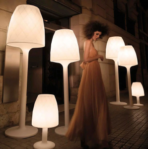 Светильник напольный уличный Vondom Vases LED полиэтилен белый Фото 14
