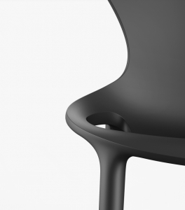 Стул пластиковый детский Vondom Love Mini Basic полипропилен, стекловолокно черный Фото 24