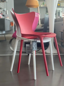 Стул пластиковый детский Vondom Love Mini Basic полипропилен, стекловолокно красный Фото 20