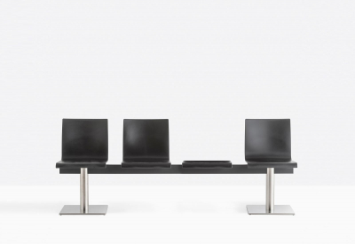 Система сидений на 3 места со столиком PEDRALI Kuadra XL сталь, технополимер, ламинат Фото 4