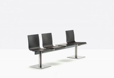 Система сидений на 3 места со столиком PEDRALI Kuadra XL сталь, фанера, шпон матовый стальной, венге Фото 5