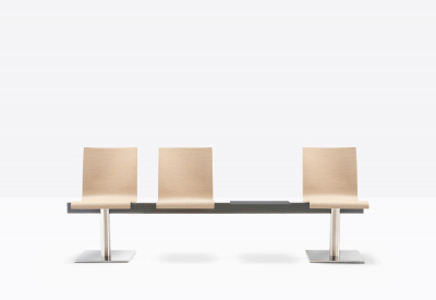 Система сидений на 3 места со столиком PEDRALI Kuadra XL сталь, фанера, шпон матовый стальной, беленый дуб Фото 4
