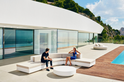 Столик пластиковый кофейный Vondom Vela Basic полиэтилен Фото 10