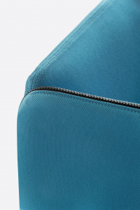 Кресло мягкое с высокой спинкой PEDRALI Zippo сталь, фанера, ткань черный, синий Фото 7