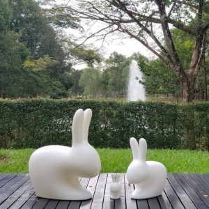 Стул пластиковый Qeeboo Rabbit полиэтилен белый Фото 53