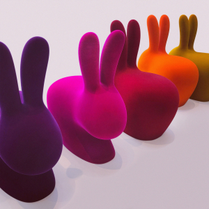 Стул пластиковый Qeeboo Rabbit Velvet Finish полиэтилен темно-золотой Фото 15
