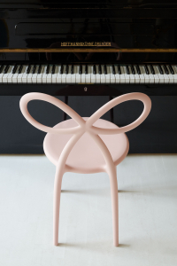 Комплект пластиковых стульев Qeeboo Ribbon Set 2 полипропилен розовый Фото 17