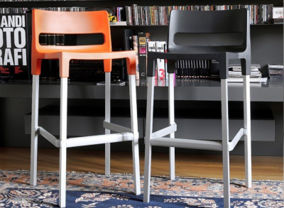 Комплект пластиковых барных стульев Scab Design Divo Set 2 анодированный алюминий, стеклопластик оранжевый Фото 6