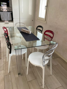 Комплект пластиковых стульев Siesta Contract Miss Bibi Set 4 стеклопластик, поликарбонат белый, прозрачный Фото 12