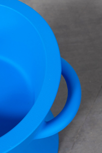 Кресло пластиковое детское Magis Trioli полиэтилен синий Фото 18