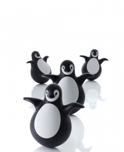 Неваляшка пластиковая Magis Pingy полиэтилен черный, белый Фото 3