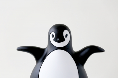Неваляшка пластиковая Magis Pingy полиэтилен черный, белый Фото 20