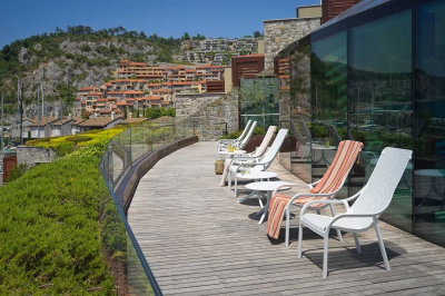 Лаунж-кресло пластиковое с подушкой Nardi Net Lounge стеклопластик, Sunbrella белый, серый Фото 7