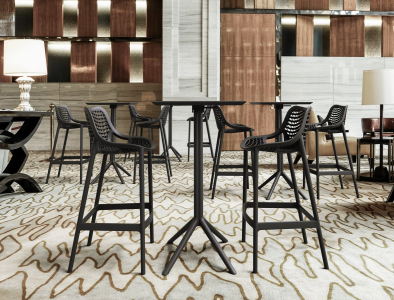 Комплект пластиковой барной мебели Siesta Contract Sky Folding Bar 60 Air сталь, стеклопластик черный Фото 4