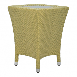 Столик плетеный кофейный со стеклом JANUS et Cie Amari алюминий, искусственный ротанг, шлифованное стекло бамбуковый зеленый Фото 3