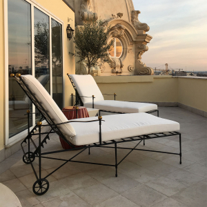 Шезлонг-лежак металлический с матрасом JANUS et Cie Amalfi сталь, акрил белый вермут Фото 7