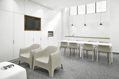 Лаунж-кресло пластиковое Vondom Solid Basic полипропилен слоновая кость Фото 5