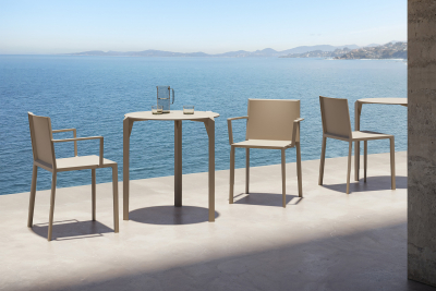 Стол обеденный ламинированный Vondom Quartz Basic полипропилен, стекловолокно, компакт-ламинат HPL белый Фото 5
