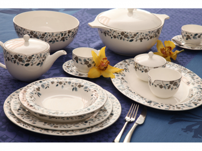 Столовый сервиз Royal Bone China Blue spring фарфор белый Фото 1