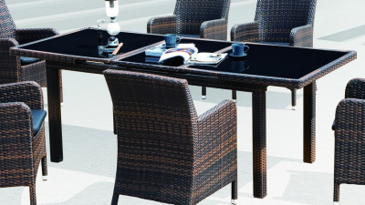 Стол плетеный со стеклом раздвижной JOYGARDEN Mykonos алюминий, искусственный ротанг, закаленное стекло темно-коричневый Фото 2