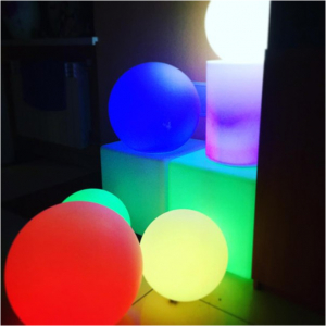 Шар пластиковый светящийся LED Minge полиэтилен разноцветный Фото 5