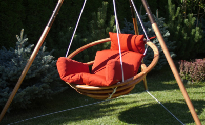 Кресло-качели подвесное деревянное с подушками Besta Fiesta Майя дерево, ткань коричневый, красный Фото 2