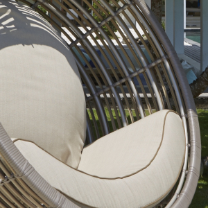 Кресло плетеное подвесное с подушками Skyline Design Mercy алюминий, искусственный ротанг, sunbrella серый, бежевый Фото 9