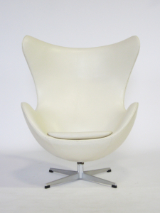 Кресло дизайнерское мягкое Beon Egg хромированная сталь, экокожа белый Фото 8