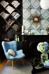 Кресло дизайнерское Beon Angel дерево, кашемир голубой Фото 2