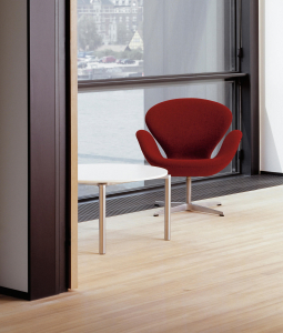 Кресло дизайнерское Beon Swan хромированный металл, экокожа красный Фото 2